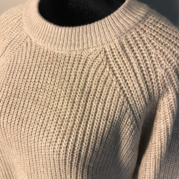 Universal Thread Beige Crewneck Sweater - Picture 5 of 9